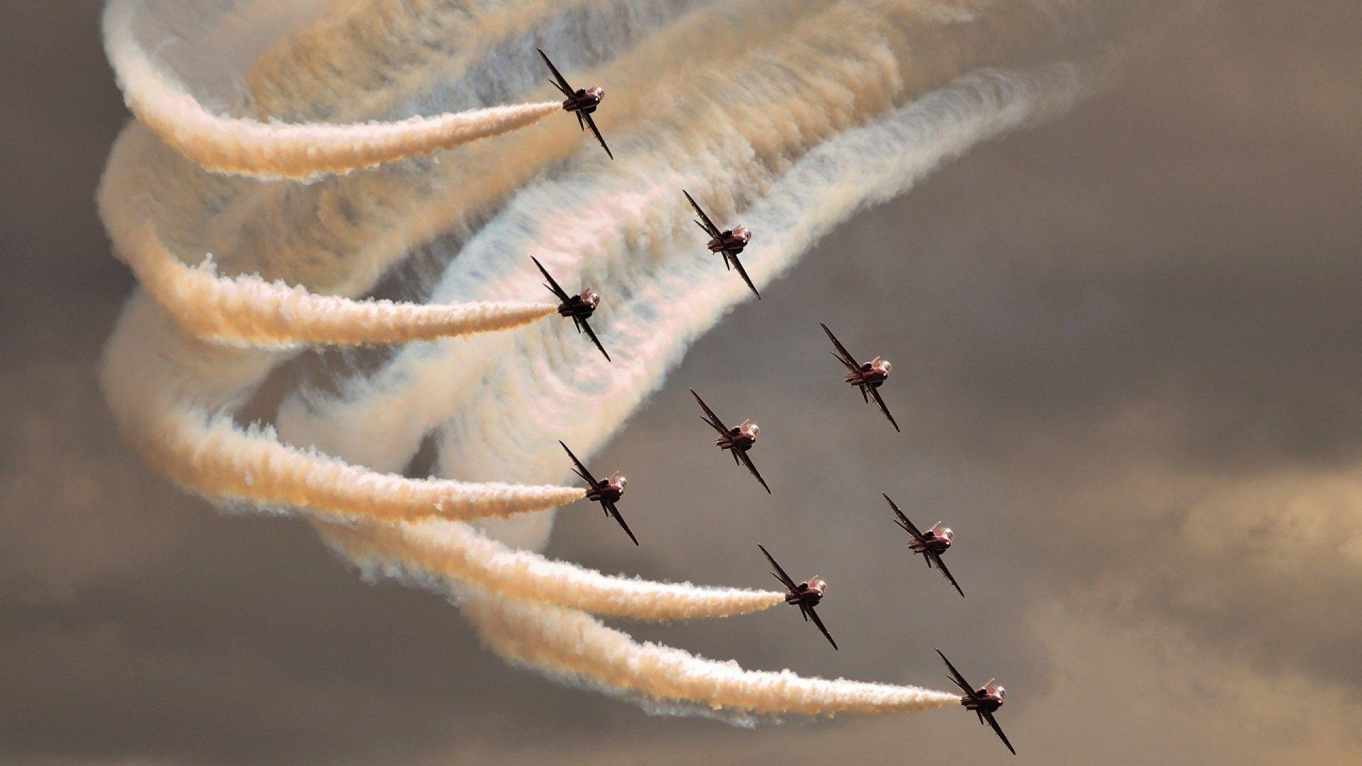 英超青训计划引入数字化情境模拟提升战术意识建立,英超青年队