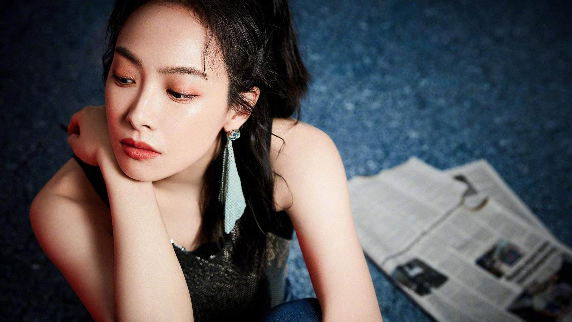 爱游戏综合娱乐-荷兰队在欧洲预赛中表现优异，晋级希望巨大